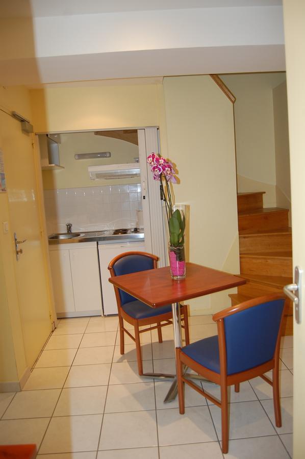 Appart'Hotel La Suze Sur Sarthe 외부 사진